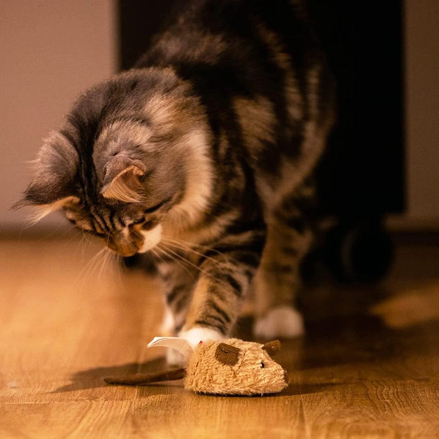Interactive Moving Mouse Cat Toy with Realistic Squeaky Sound, Automatic Mouse Toys for Indoor Cats, Electronic Mouse Toy